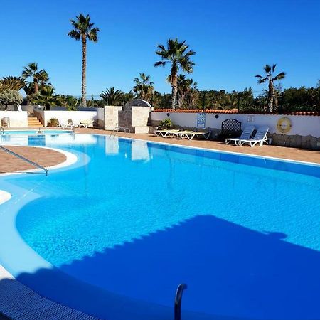Casa Lirio Apartment Коста Калма Екстериор снимка