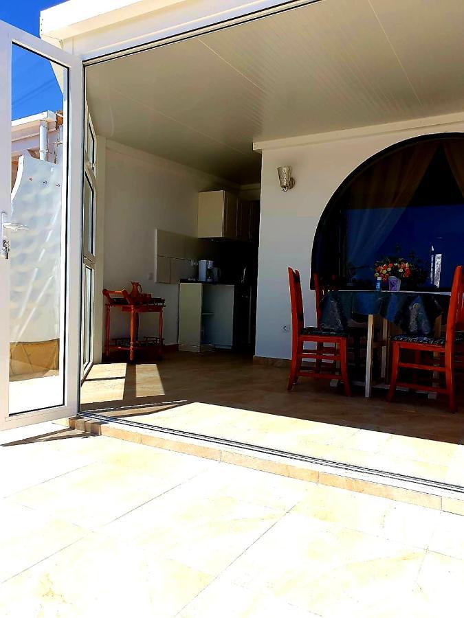 Casa Lirio Apartment Коста Калма Екстериор снимка